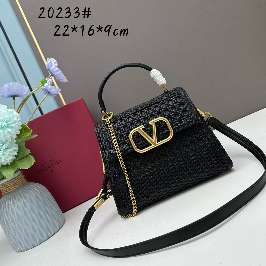 BestValue 1334 Valentino AAA Quality Handbags For Women