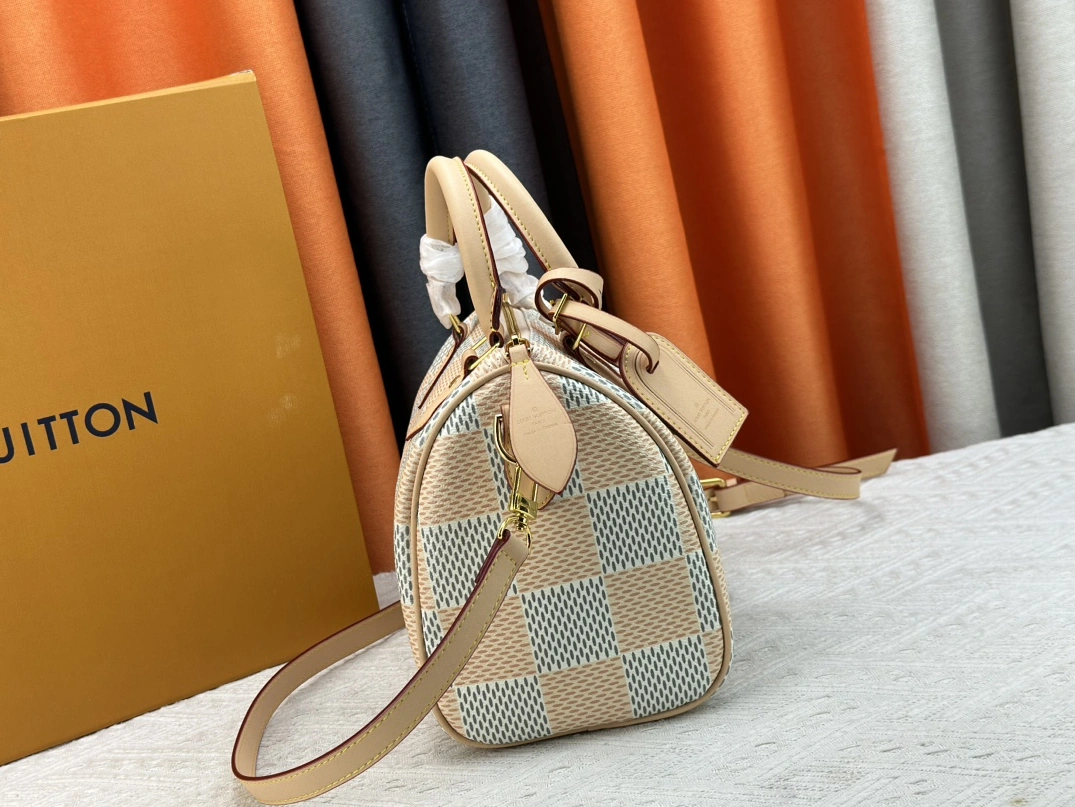 BestValue 143 Louis Vuitton AAA Quality Handbags For Women