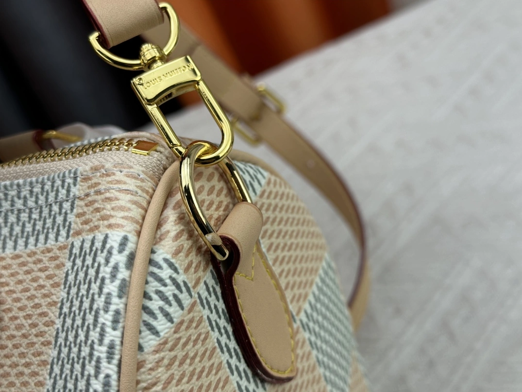 BestValue 143 Louis Vuitton AAA Quality Handbags For Women