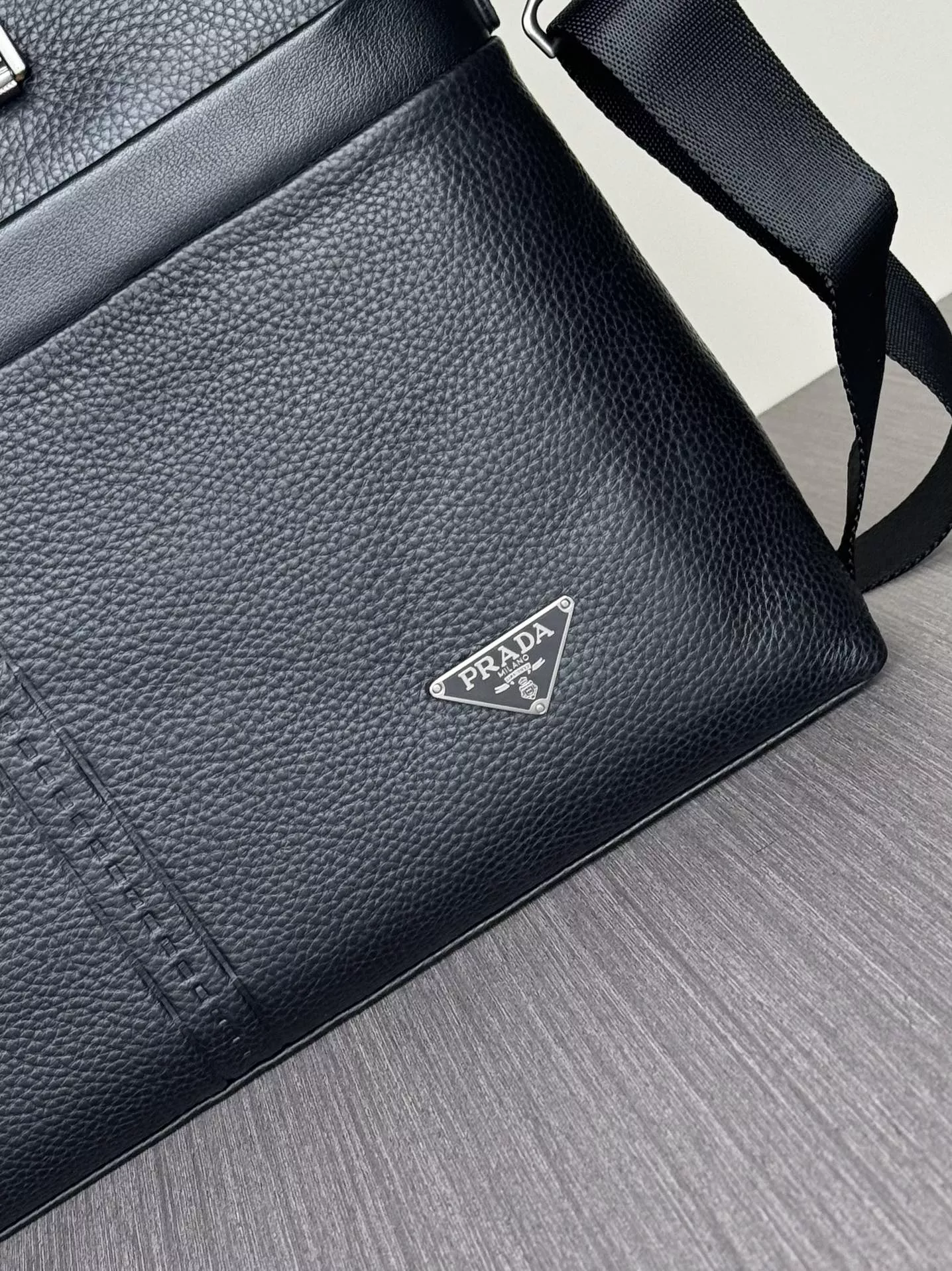 BestValue 1521 Prada AAA Man Handbags