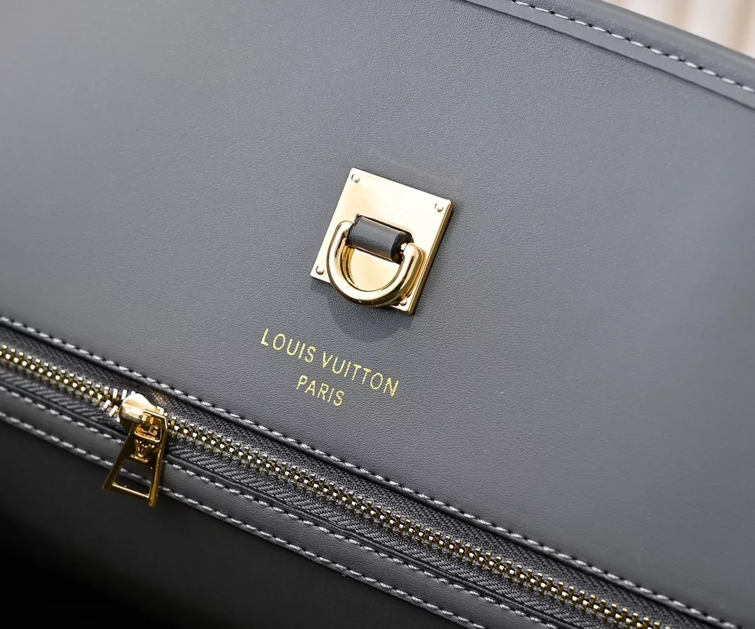 BestValue 1723 Louis Vuitton AAA Quality Handbags For Women