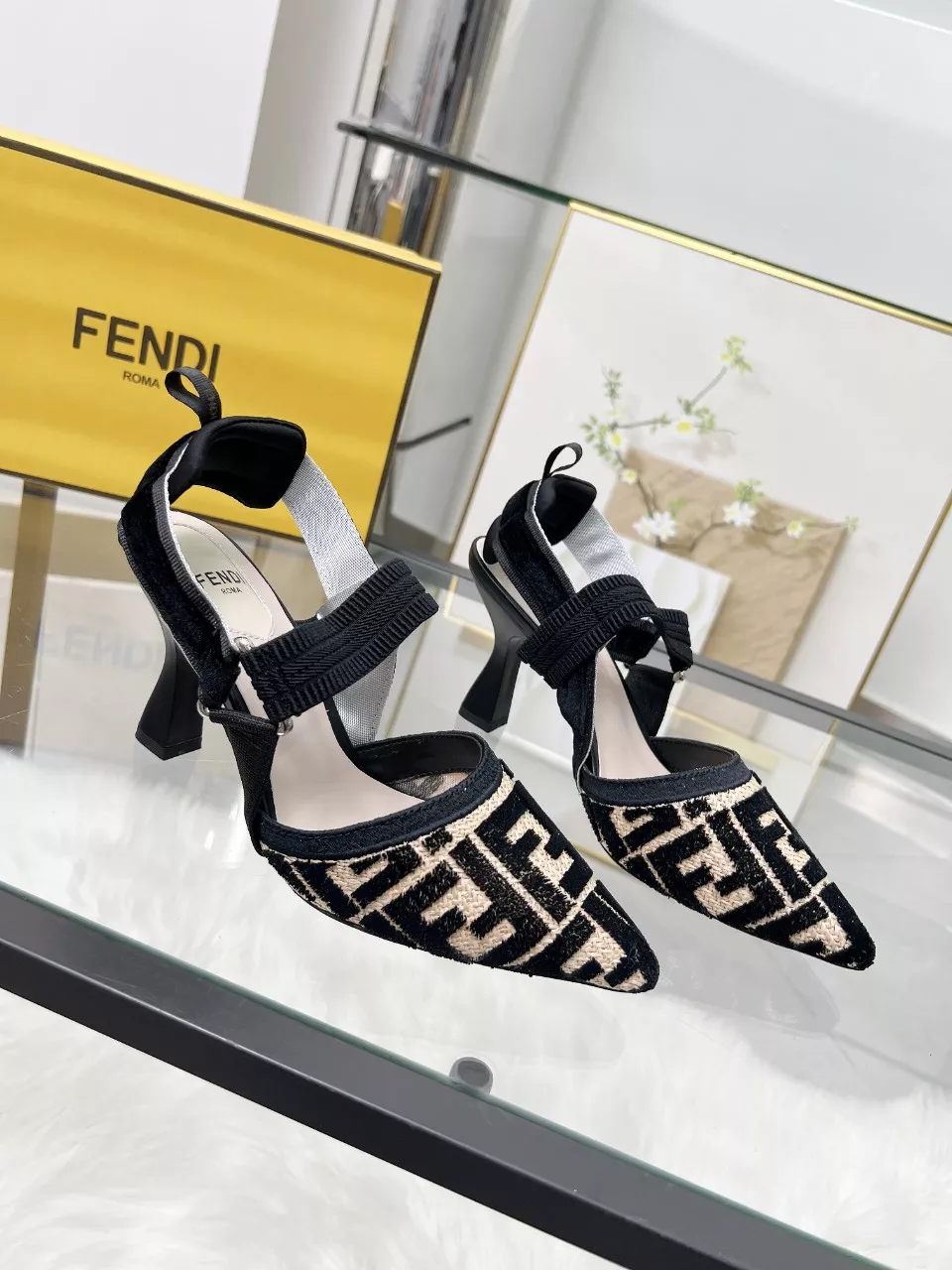 BestValue 1834 Fendi Sandal For Women