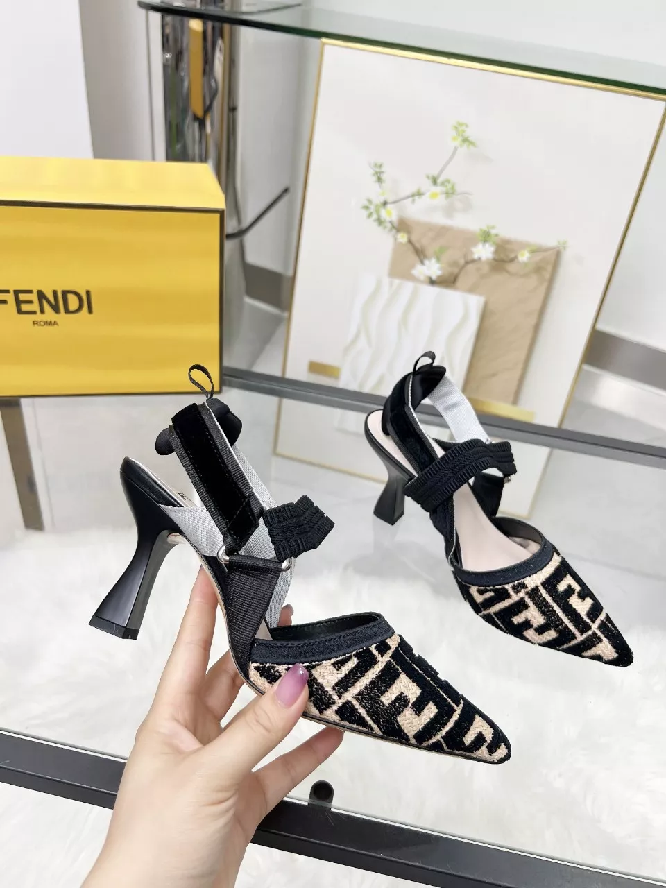 BestValue 1834 Fendi Sandal For Women