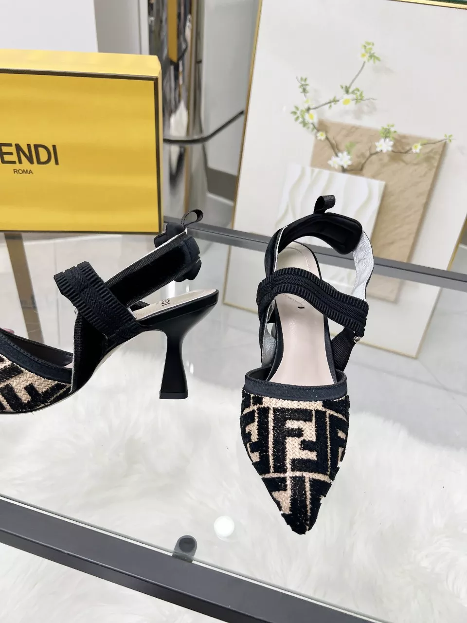 BestValue 1834 Fendi Sandal For Women