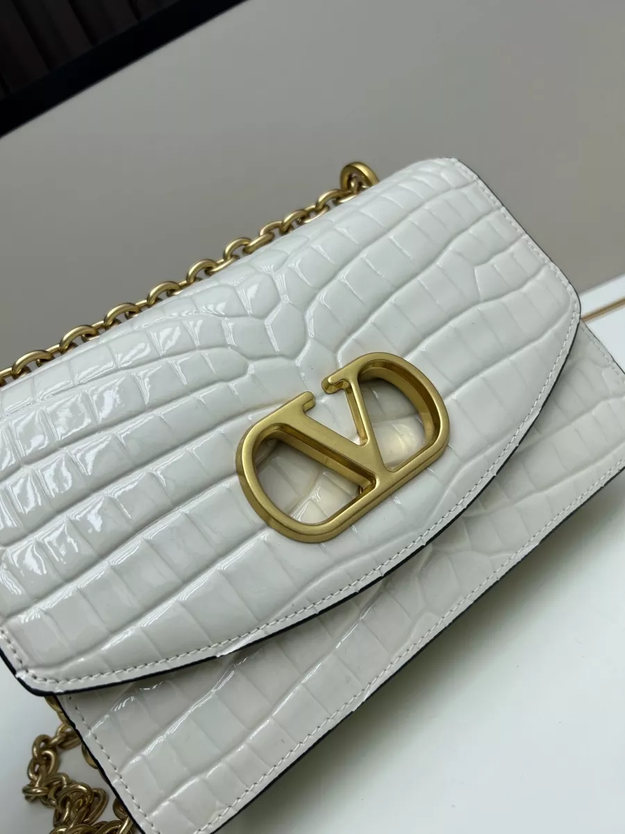 BestValue 1865 Valentino AAA Quality Messenger Bags For Women