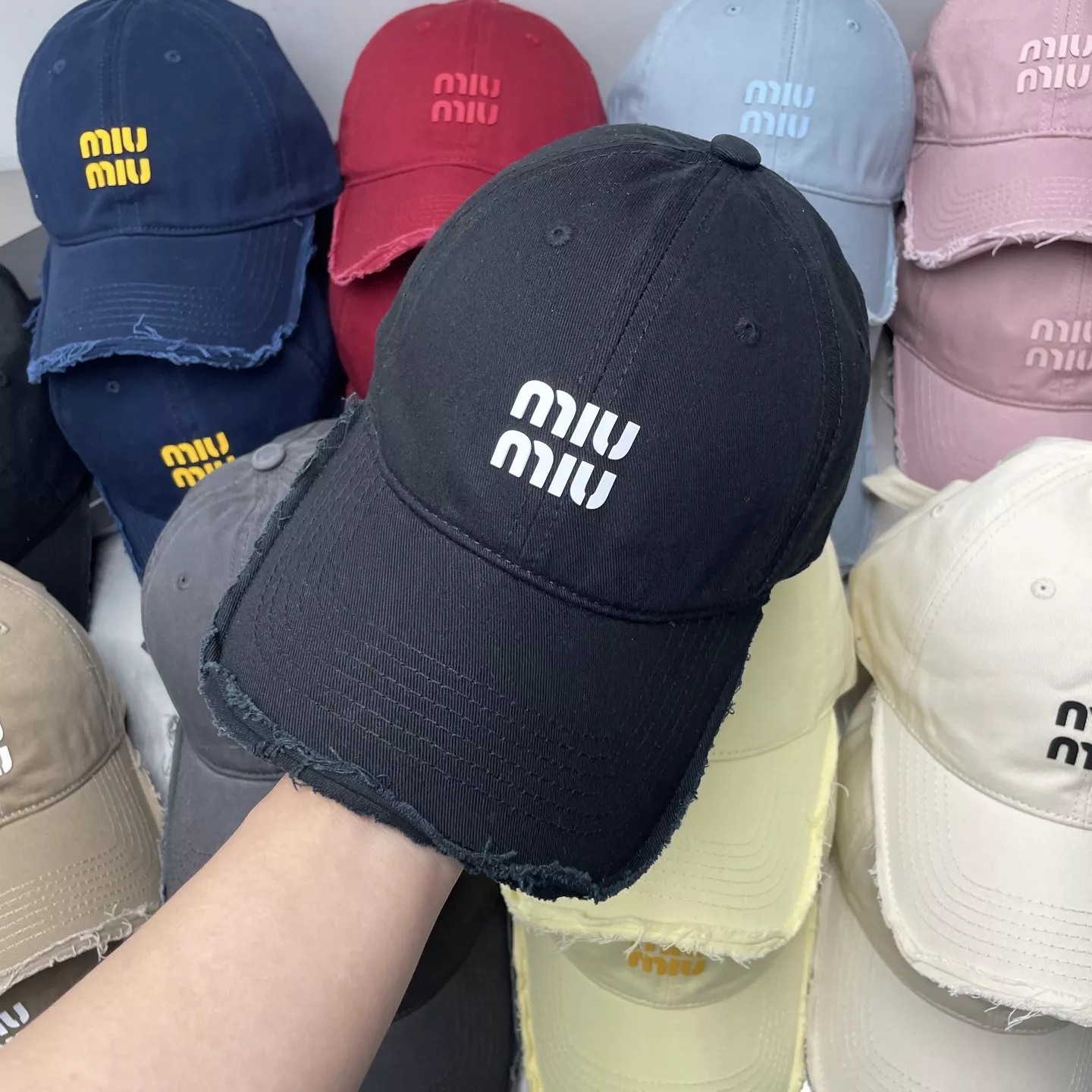 BestValue 2007 MIU MIU Caps