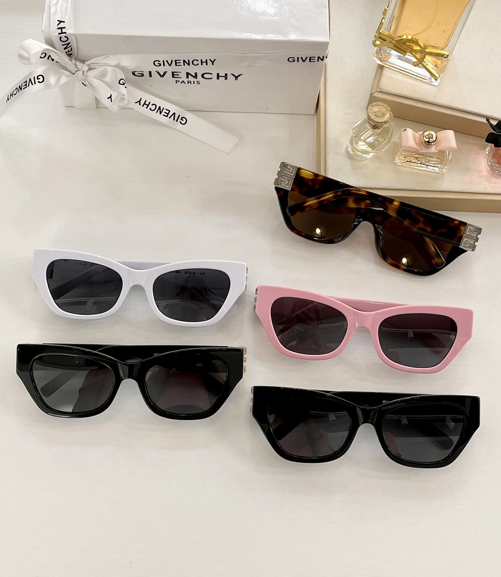 BestValue 2075 Givenchy AAA Quality Sunglasses