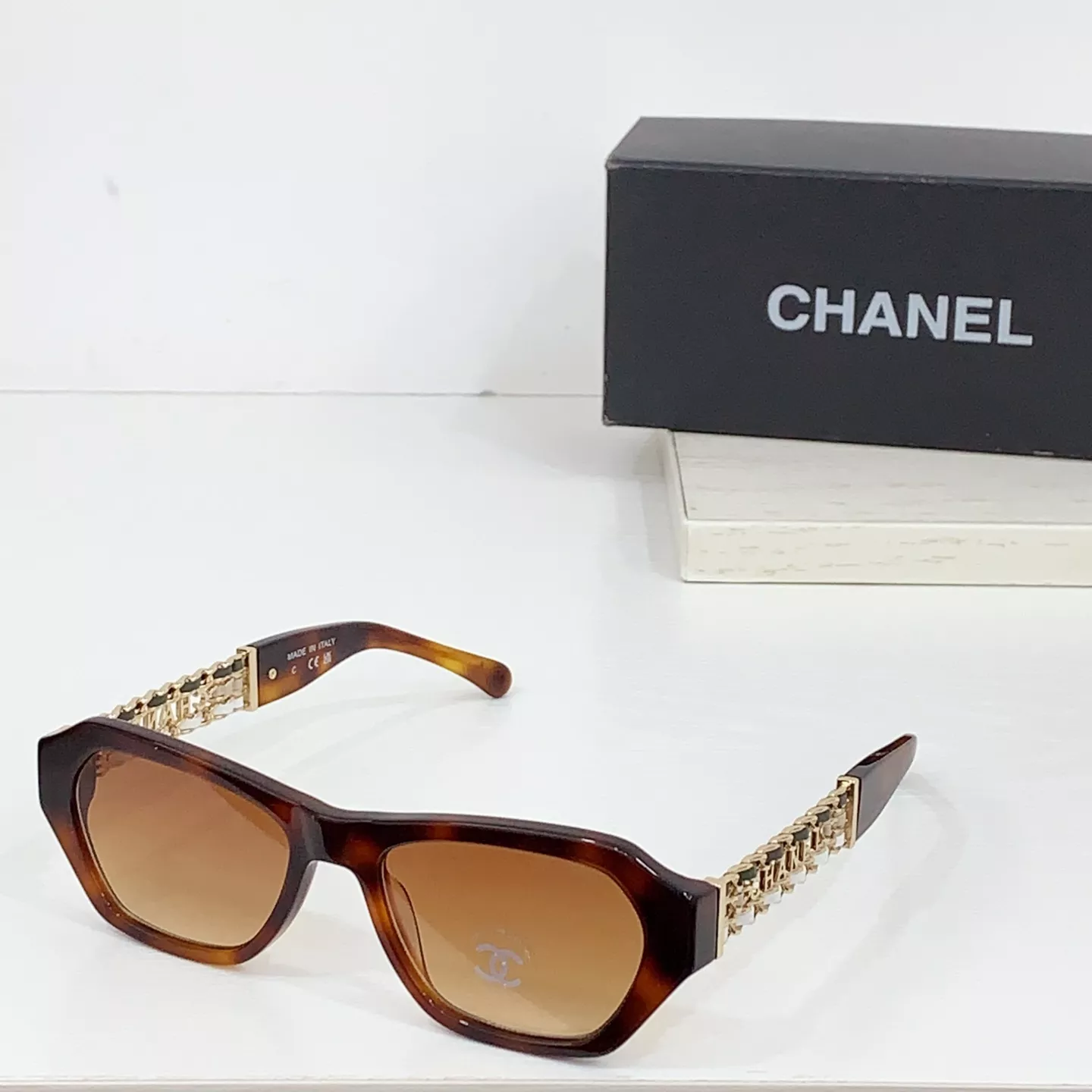BestValue 2450 Chanel AAA Quality Sunglasses