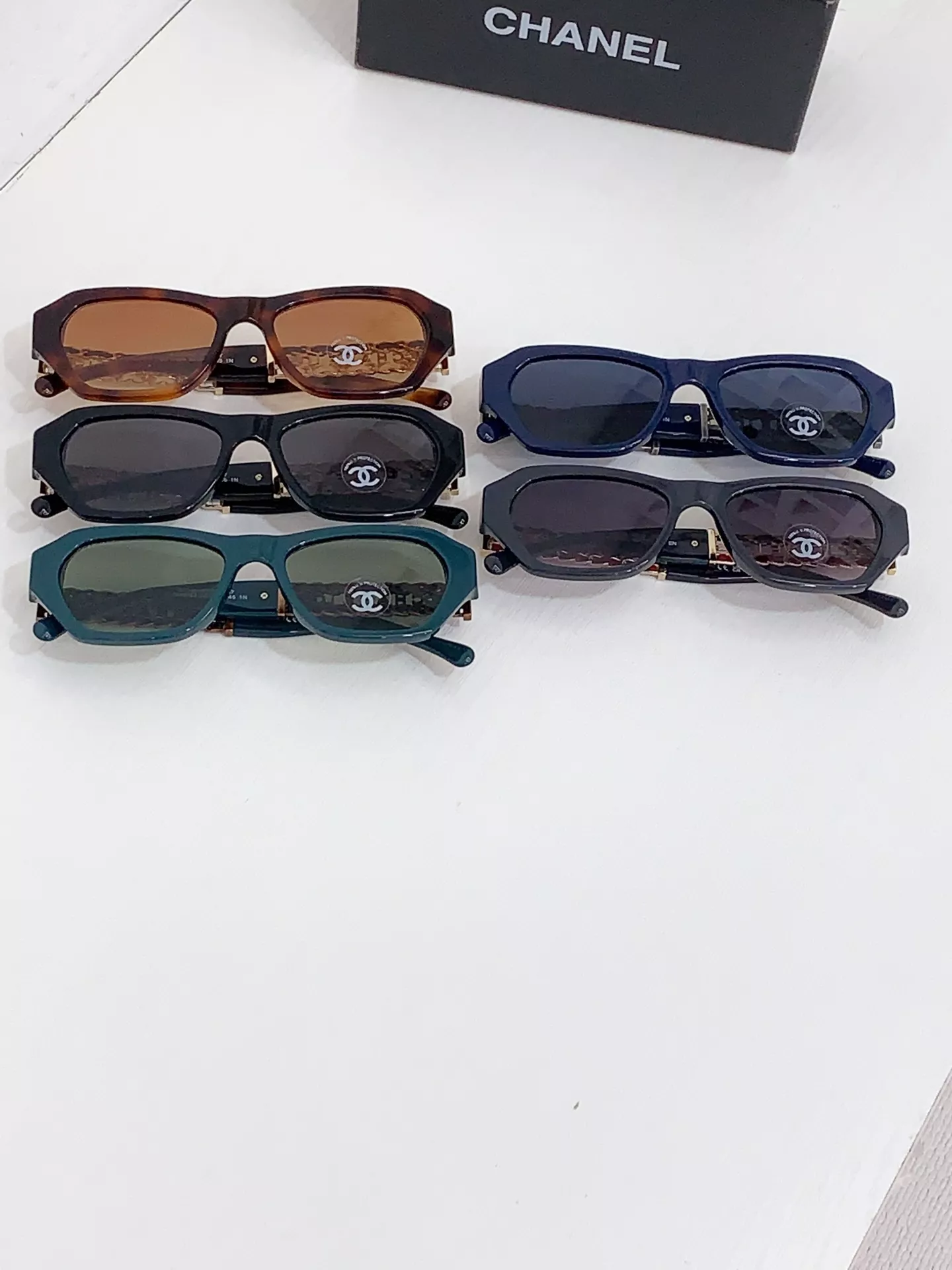 BestValue 2450 Chanel AAA Quality Sunglasses