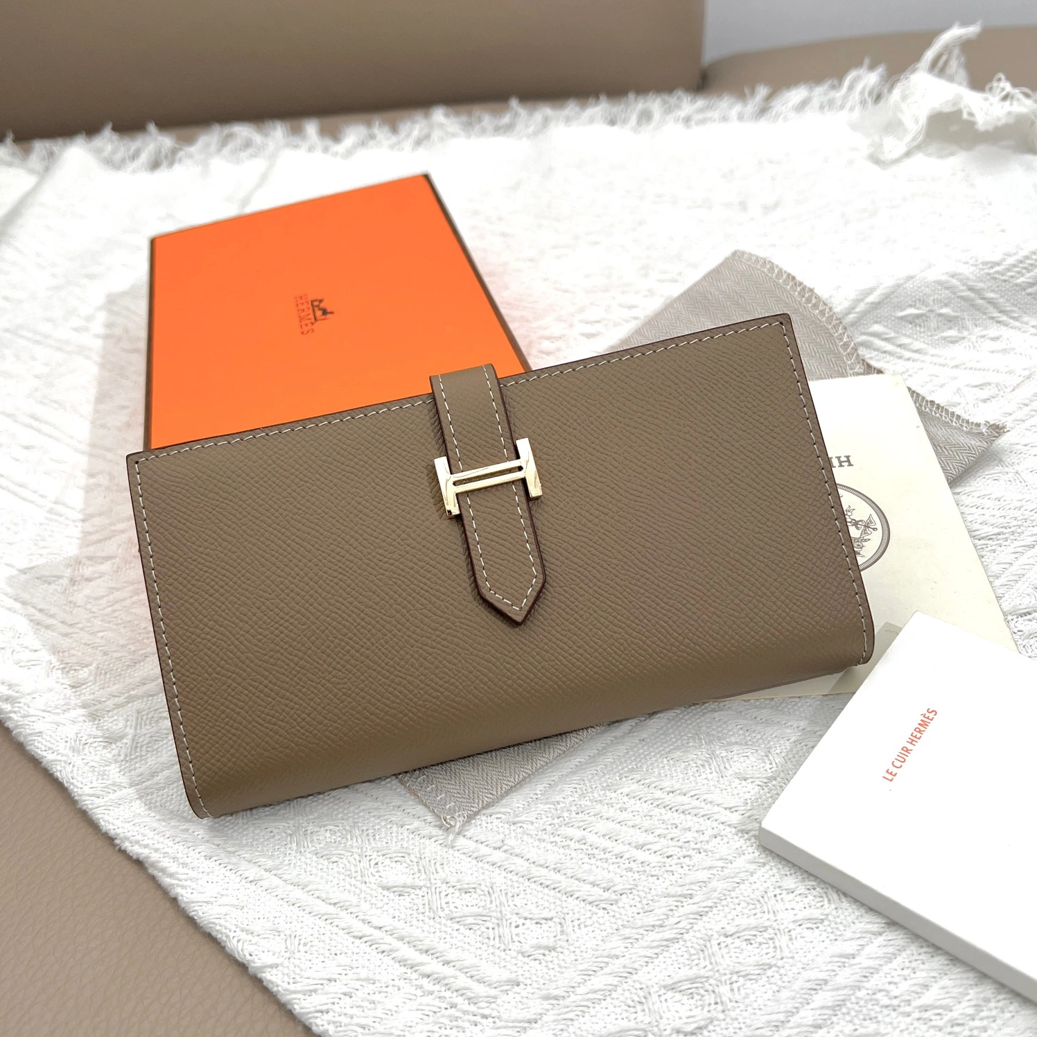 BestValue 2557 Hermes AAA Quality Wallets