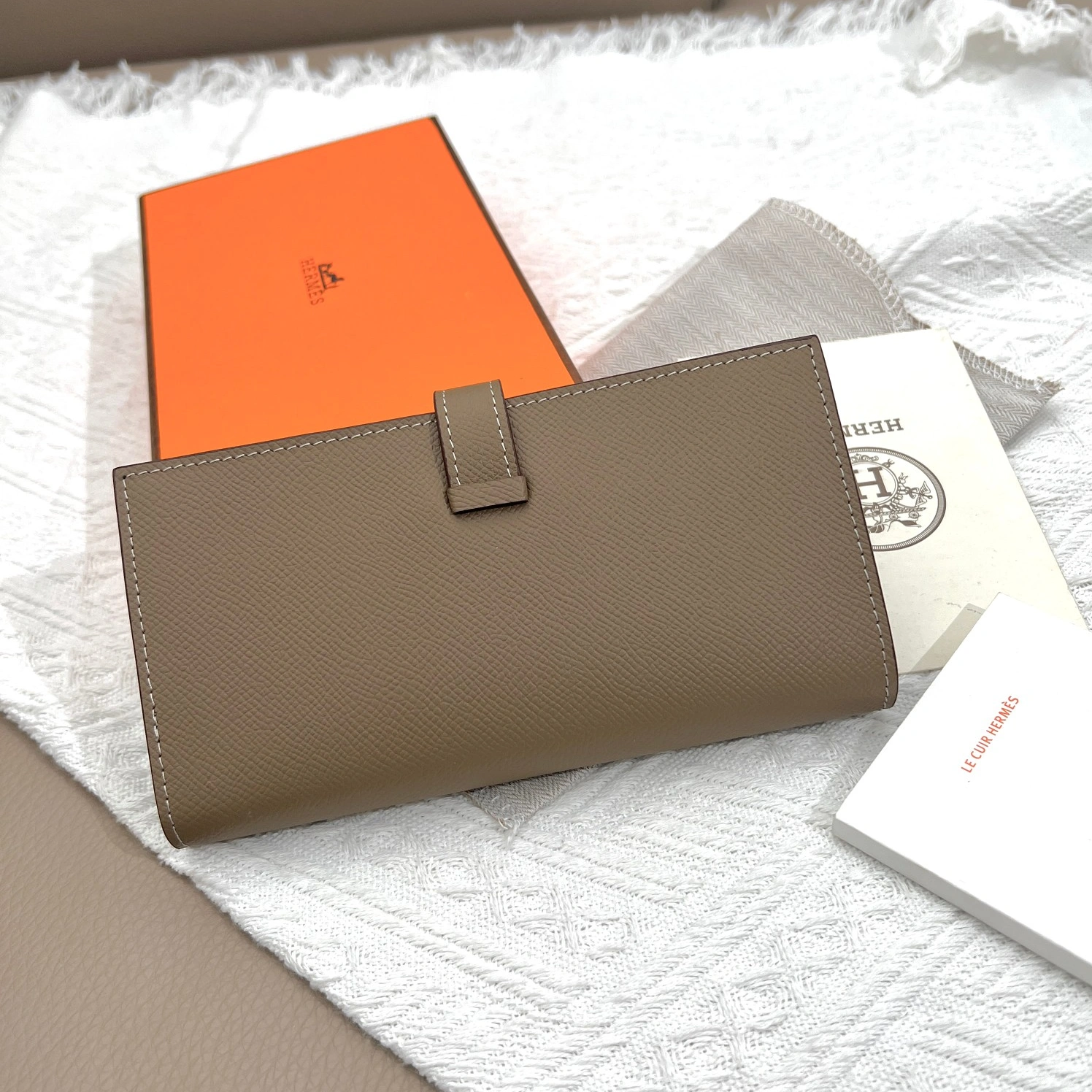 BestValue 2557 Hermes AAA Quality Wallets