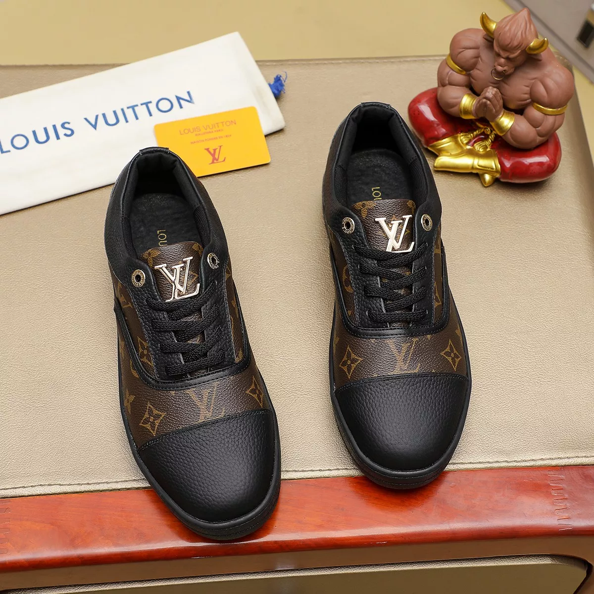 BestValue 2610 Louis Vuitton LV Oxfords Shoes For Men