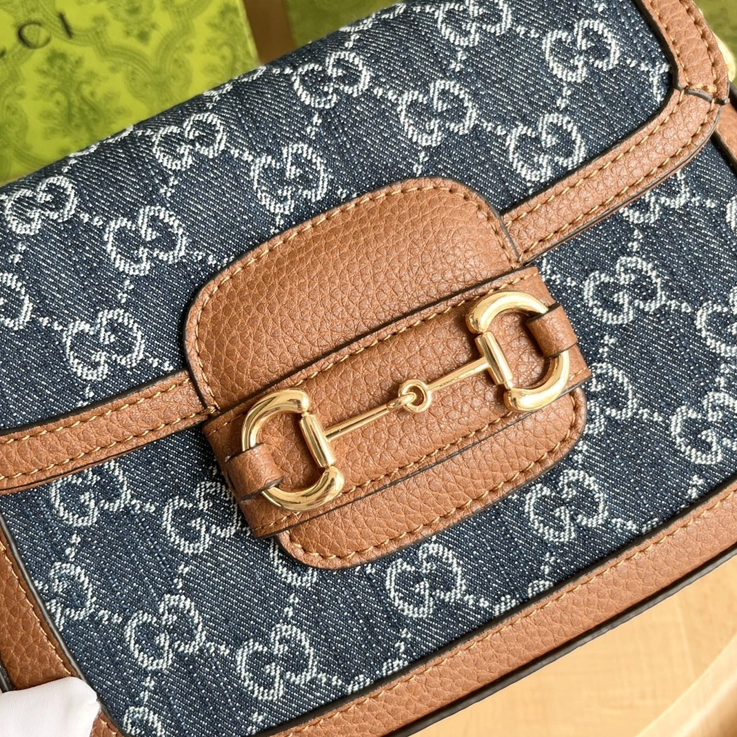 BestValue 2638 Gucci AAA Quality Messenger Bags For Women
