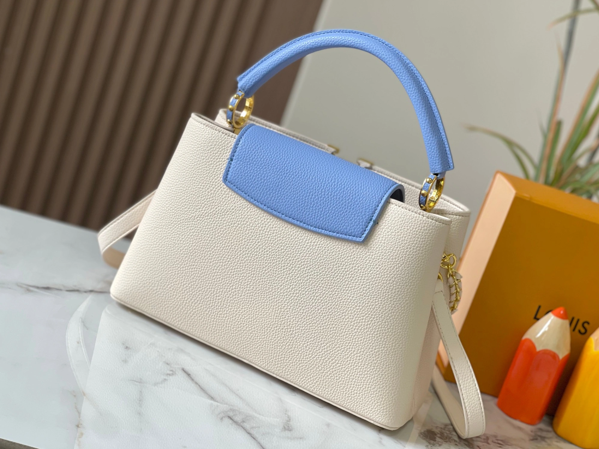 BestValue 2743 Louis Vuitton AAA Quality Messenger Bags For Women