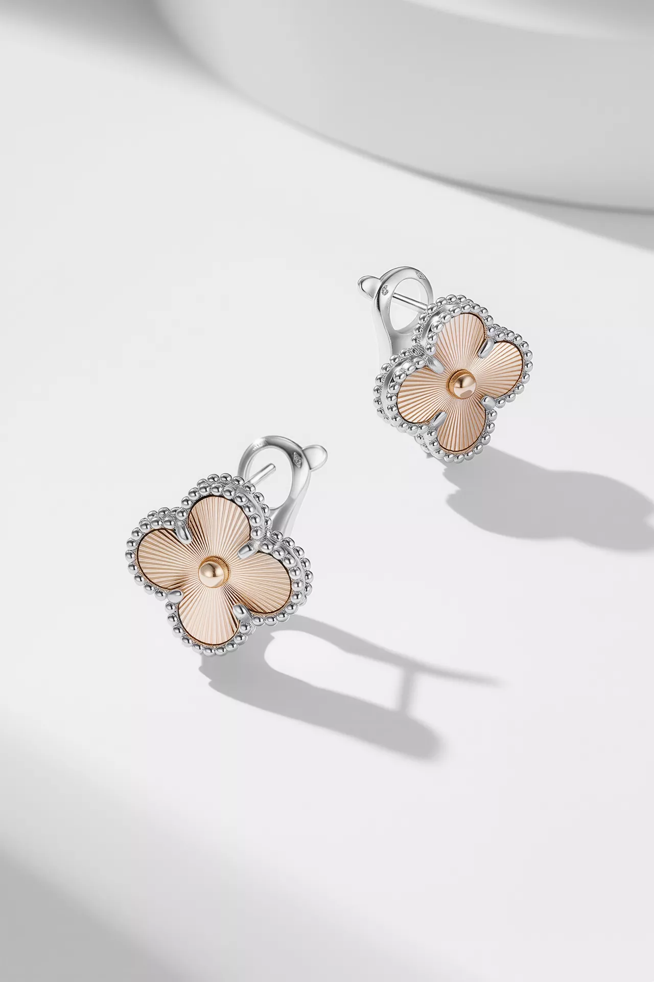 BestValue 2863 Van Cleef & Arpels Earrings For Women
