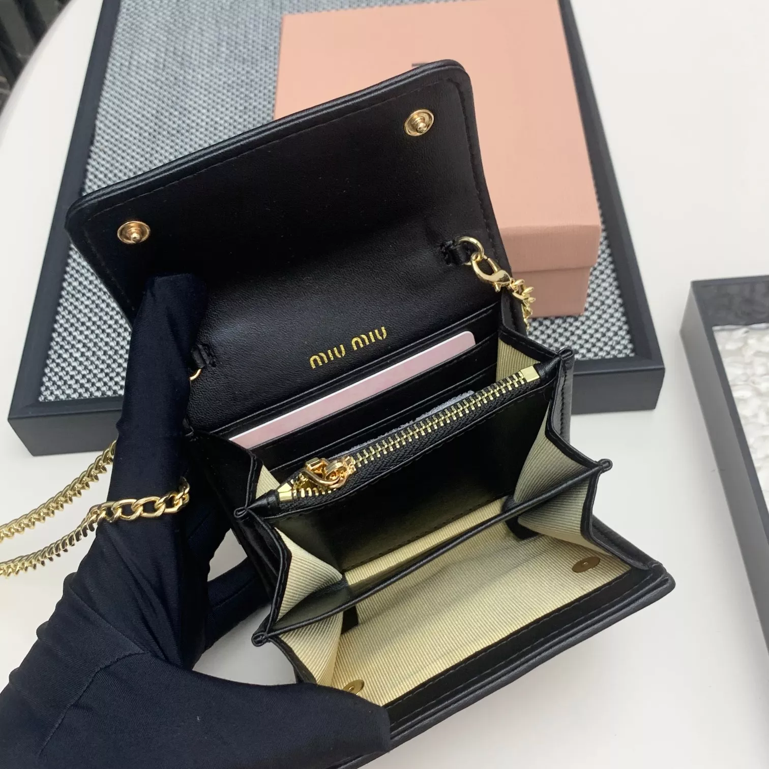 BestValue 3136 MIU MIU Wallets