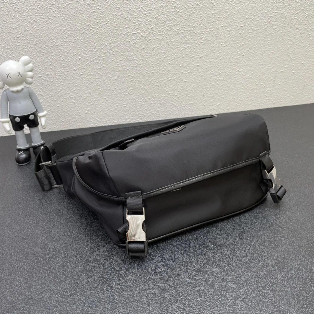 BestValue 3526 Prada AAA Quality Messenger Bags For Unisex