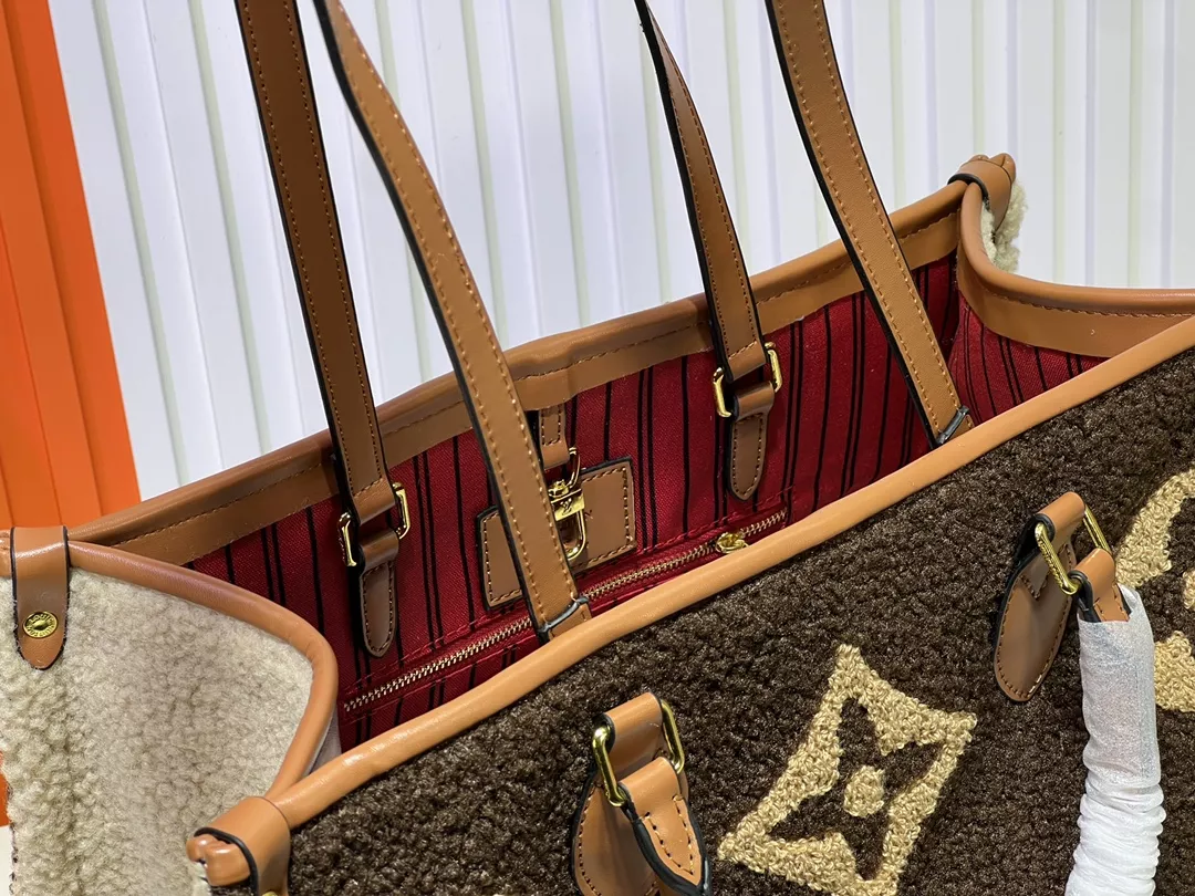 BestValue 3583 Louis Vuitton AAA Quality Tote-Handbags For Women