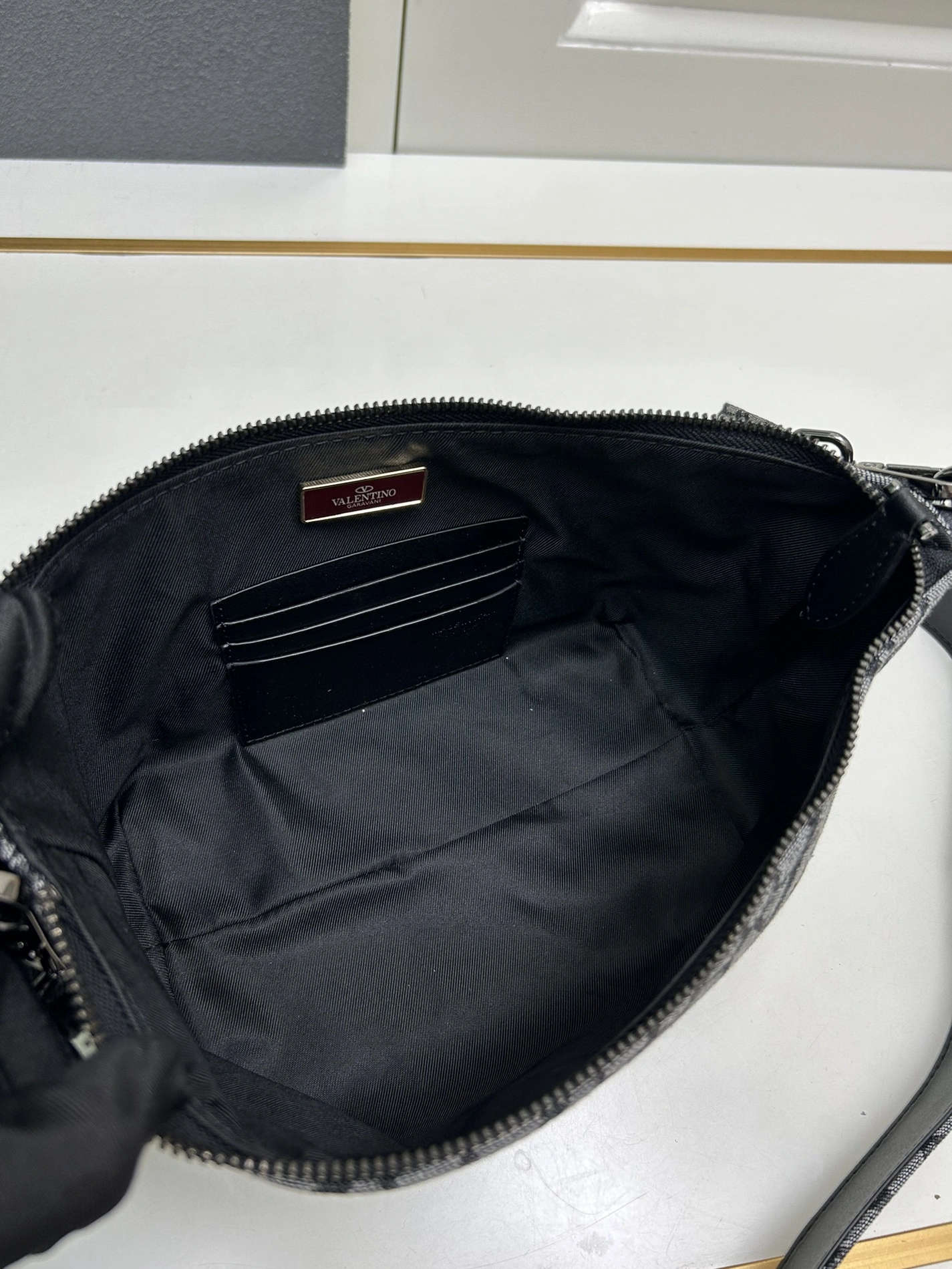 BestValue 3593 Valentino AAA Quality Messenger Bags For Women