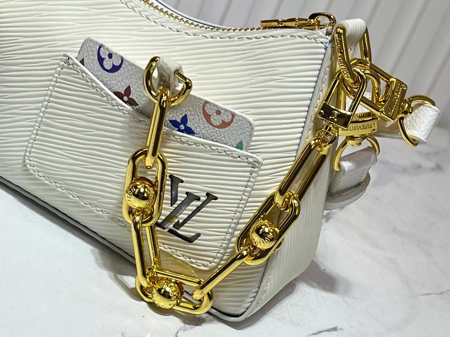 BestValue 3663 Louis Vuitton AAA Quality Shoulder Bags For Women