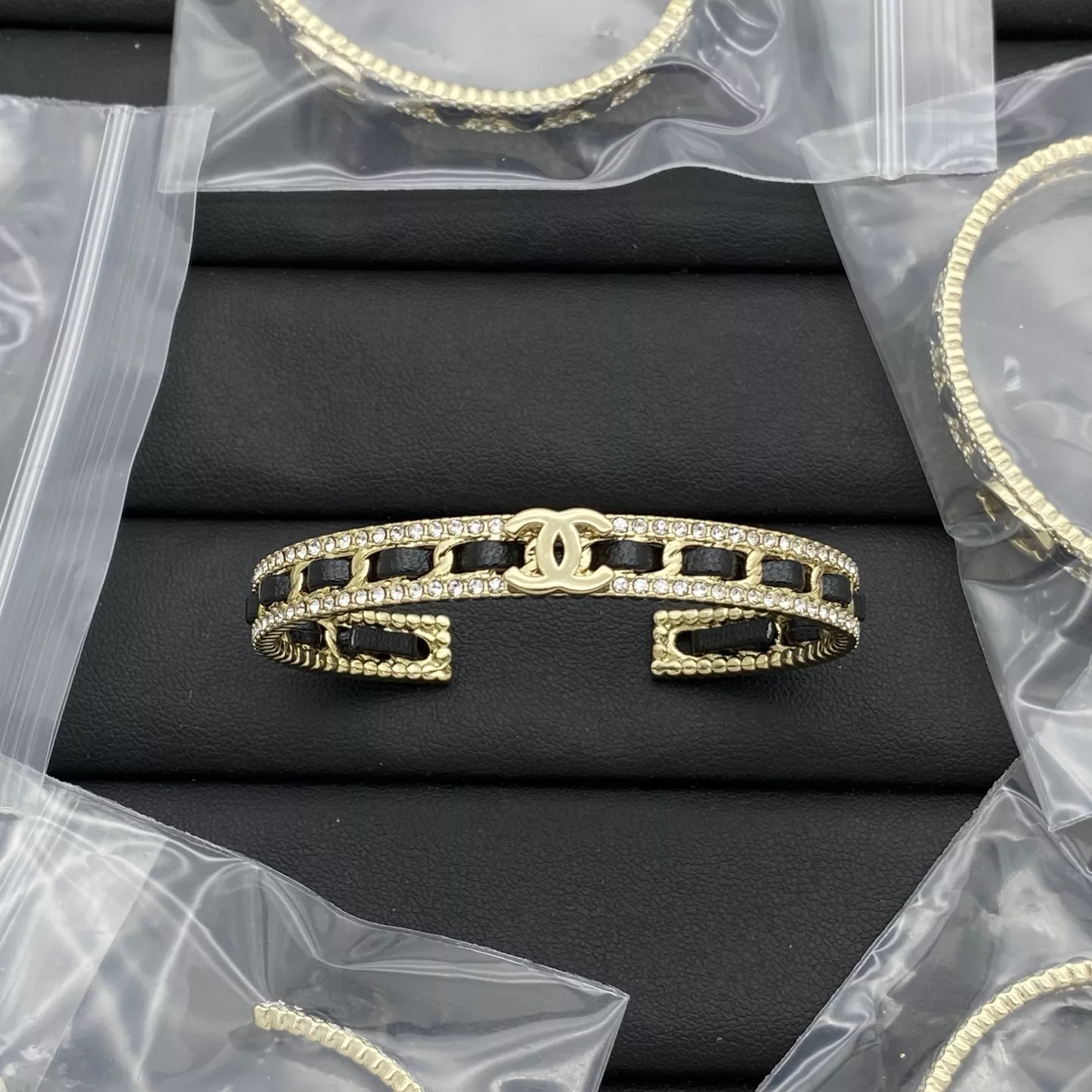 BestValue 3910 Chanel Bracelets