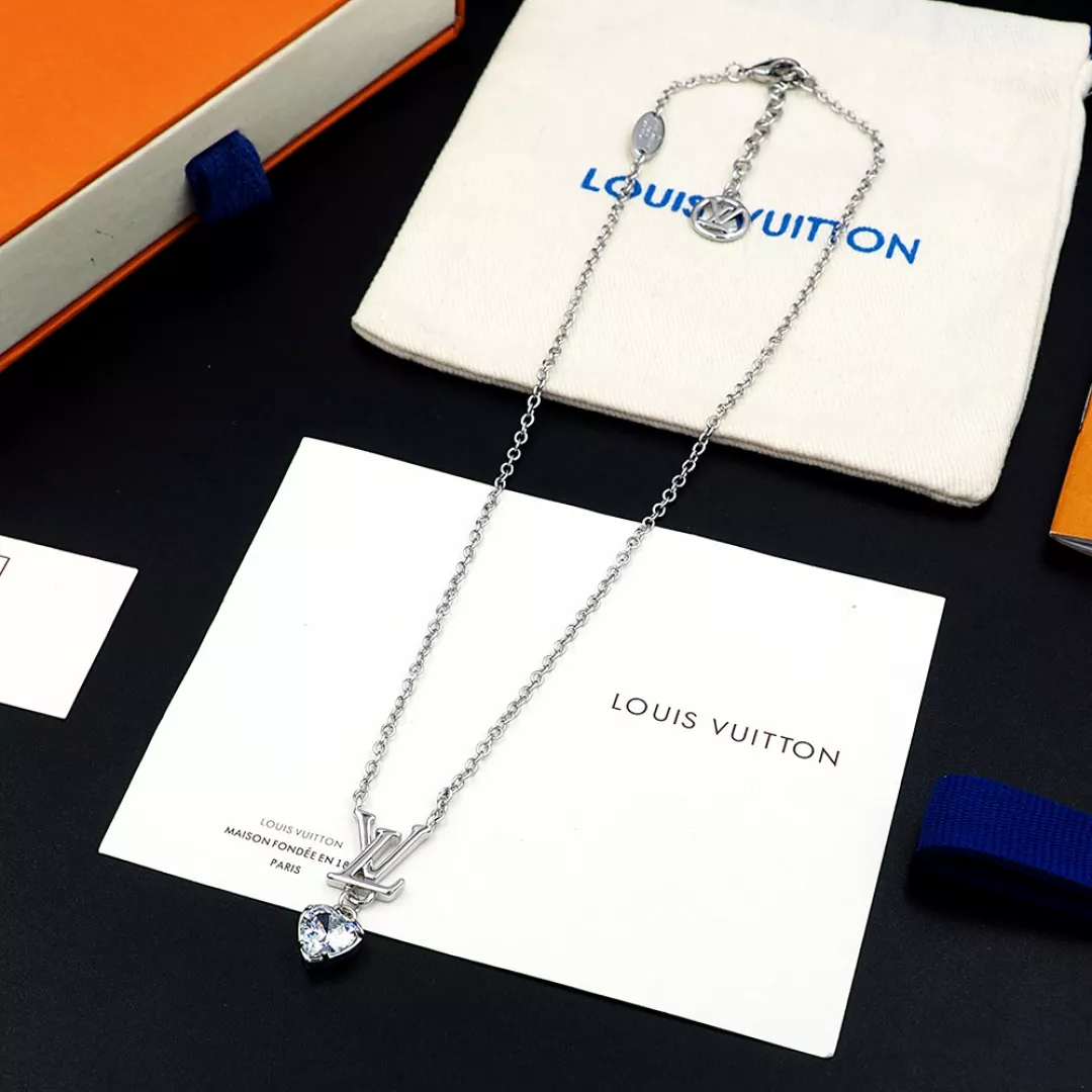 BestValue 4320 Louis Vuitton Necklaces