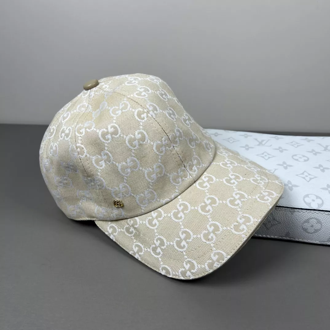 BestValue 433 Gucci Caps