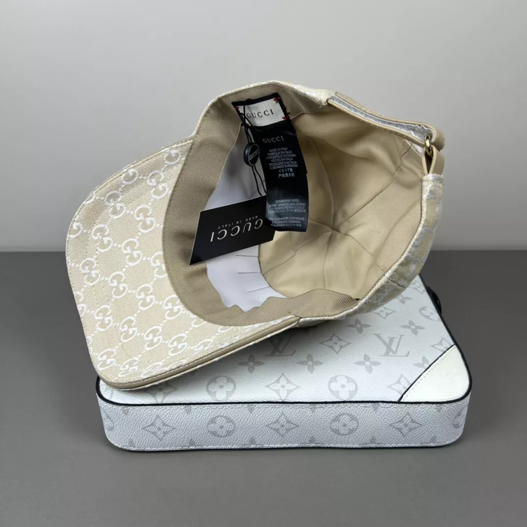 BestValue 433 Gucci Caps