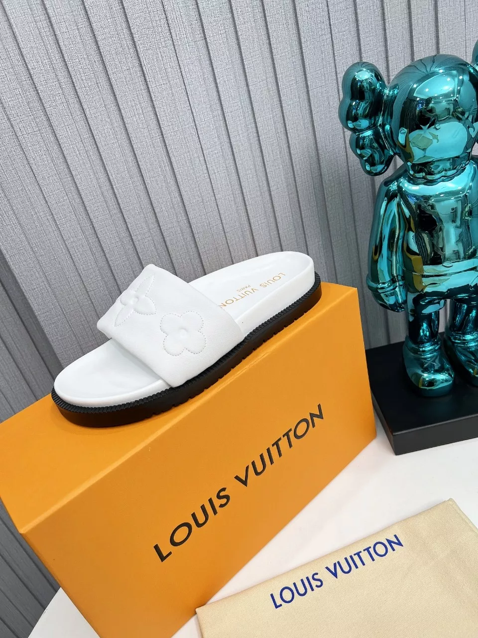 BestValue 4442 Louis Vuitton Slippers For Women