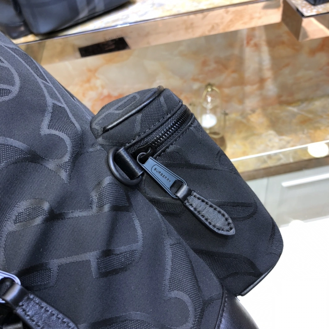 BestValue 4587 Burberry AAA Man Backpacks