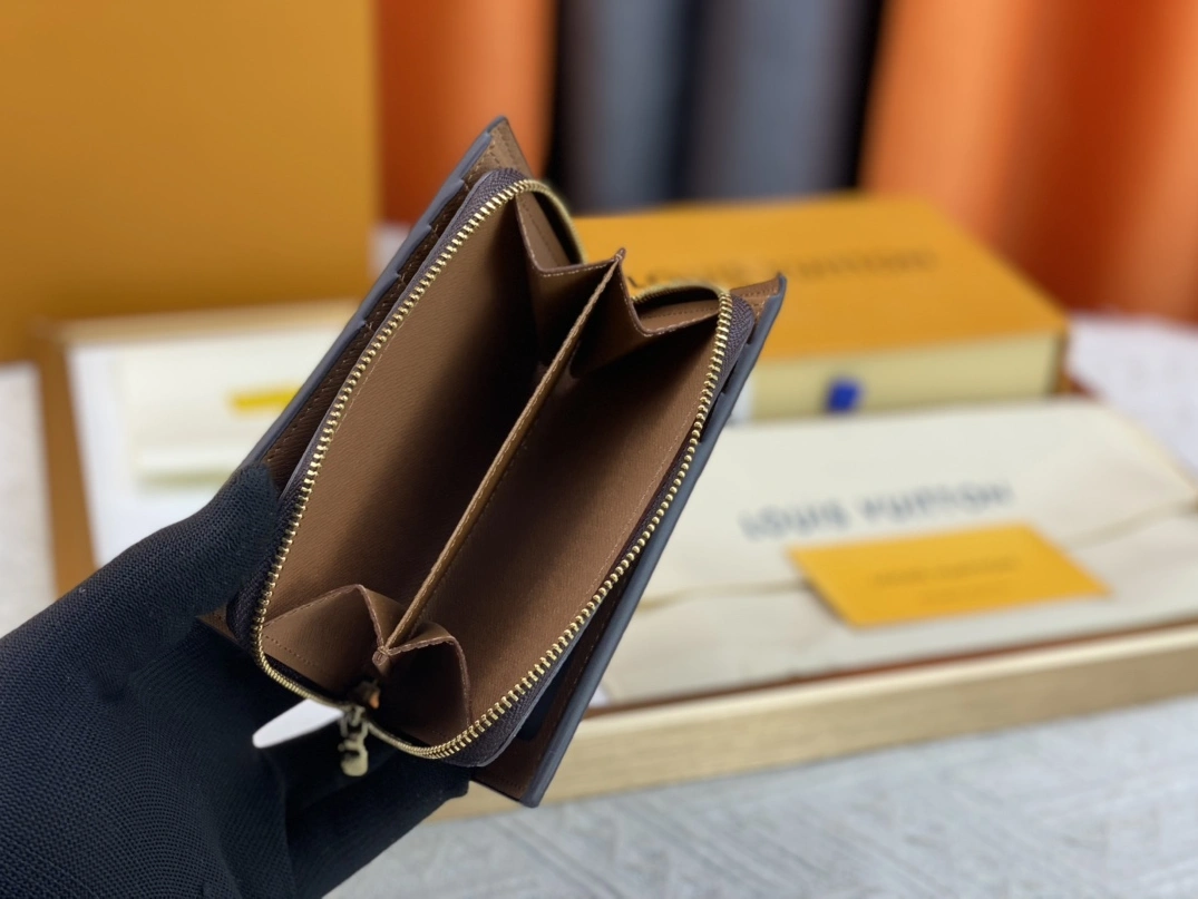 BestValue 4618 Louis Vuitton AAA Quality Wallets