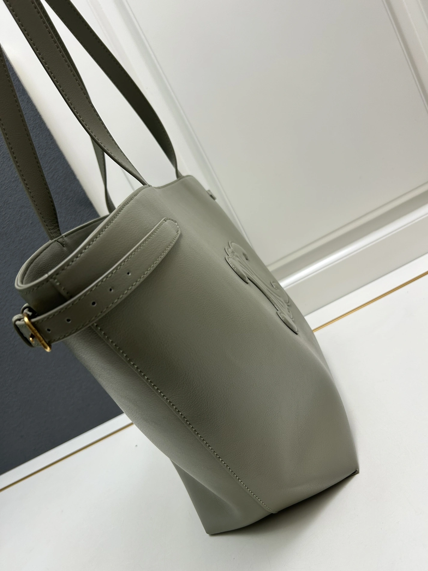 BestValue 4698 Celine AAA Quality Shoulder Bags For Women
