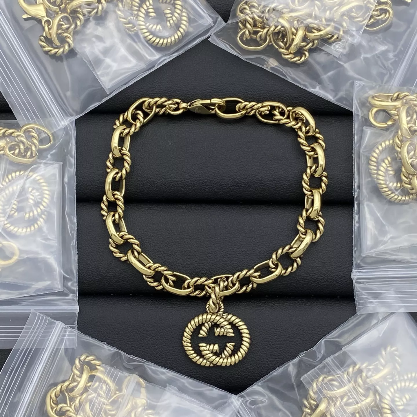BestValue 4774 Gucci Bracelets