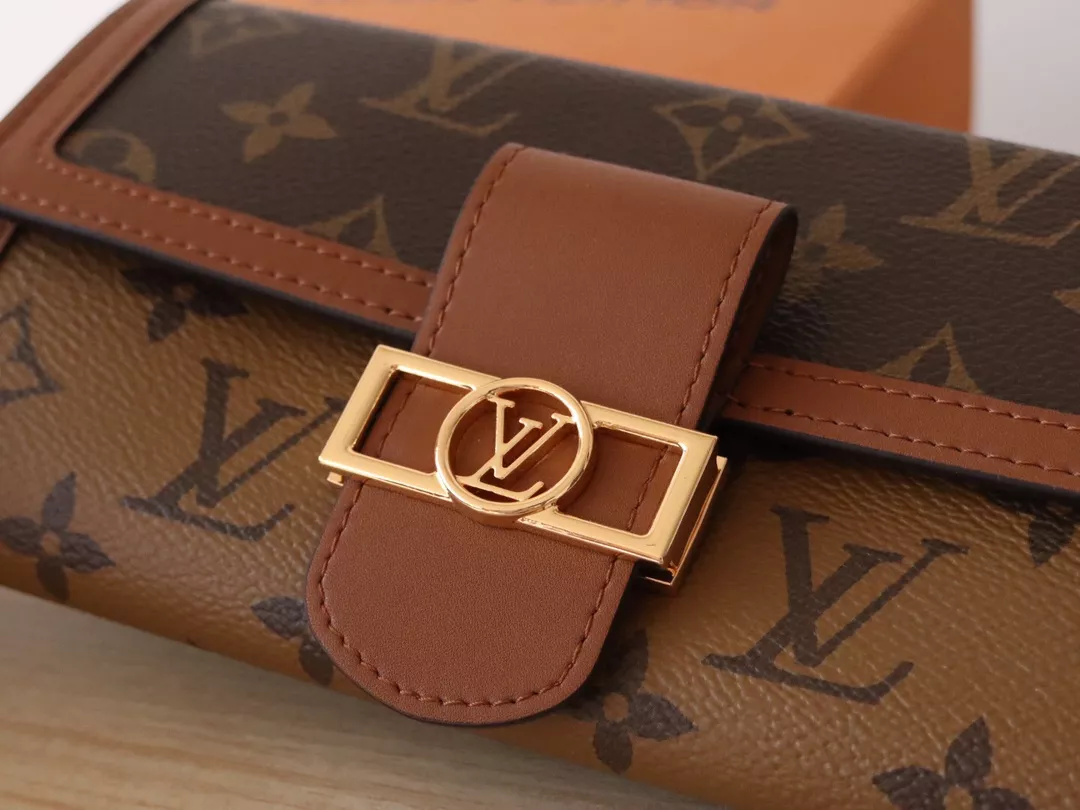 BestValue 494 Louis Vuitton AAA Quality Wallets