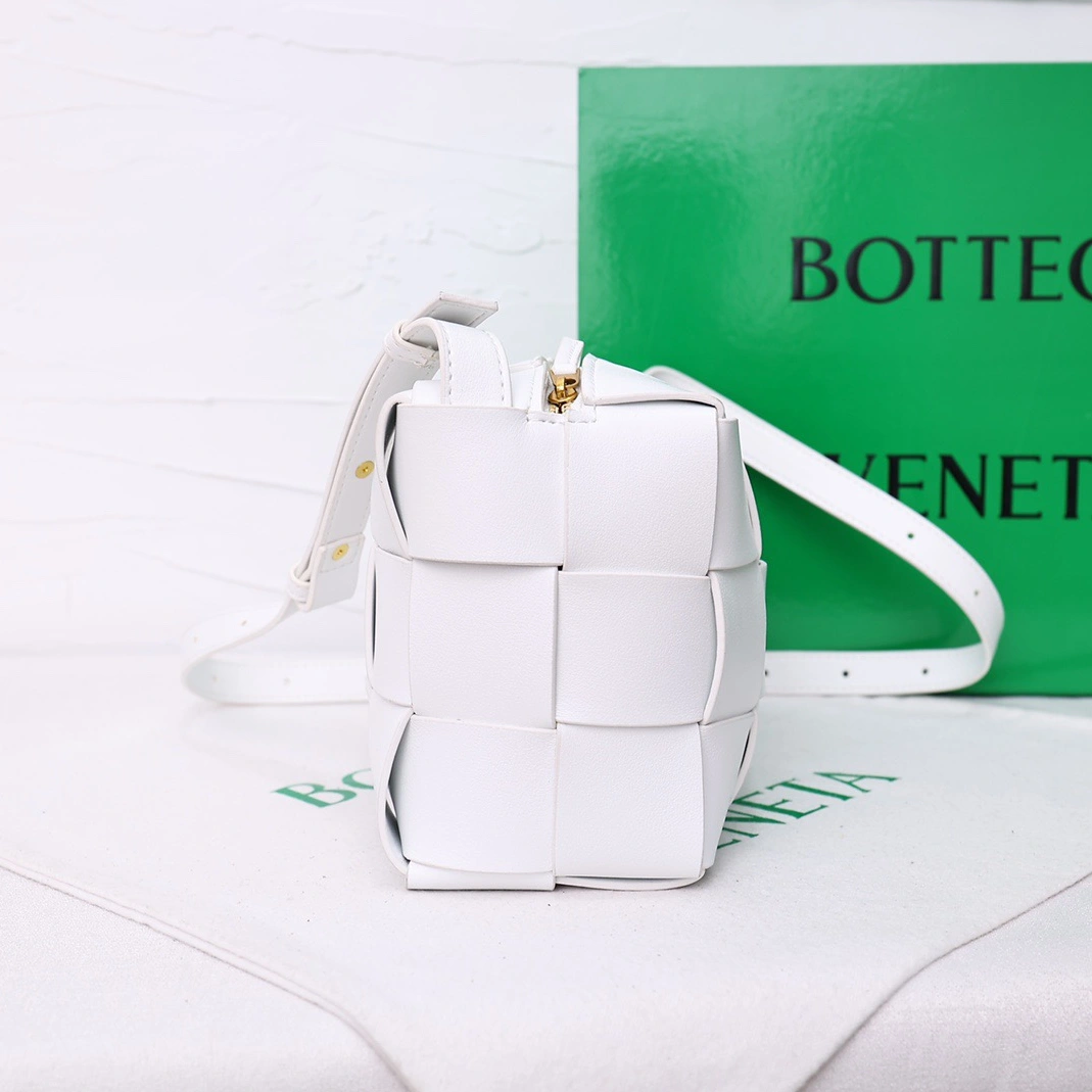 BestValue 5325 Bottega Veneta BV AAA Quality Messenger Bags For Women