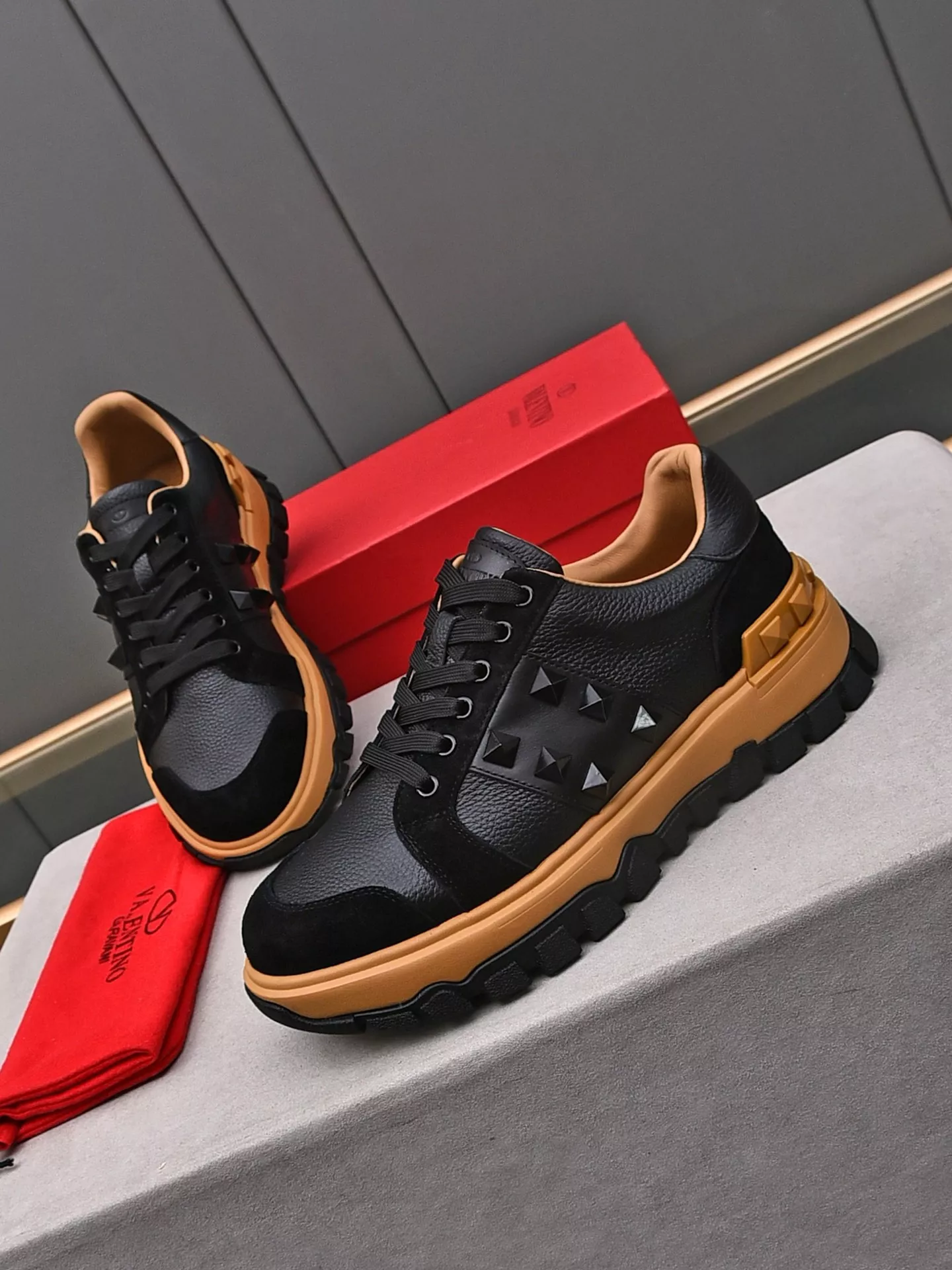 BestValue 5399 Valentino Casual Shoes For Men