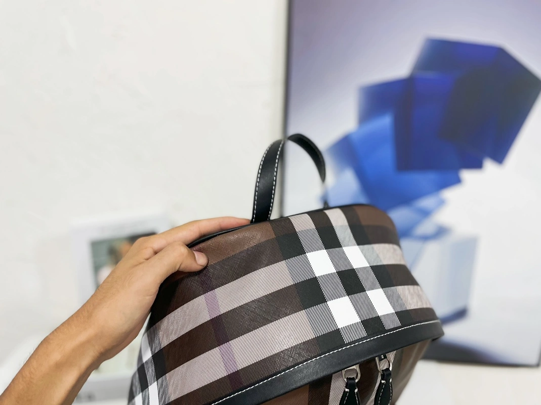 BestValue 5527 Burberry AAA Man Backpacks