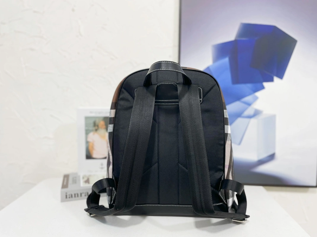 BestValue 5527 Burberry AAA Man Backpacks