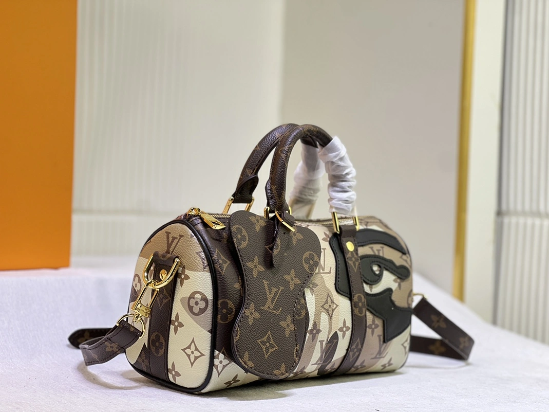 BestValue 5701 Louis Vuitton AAA Quality Handbags For Women