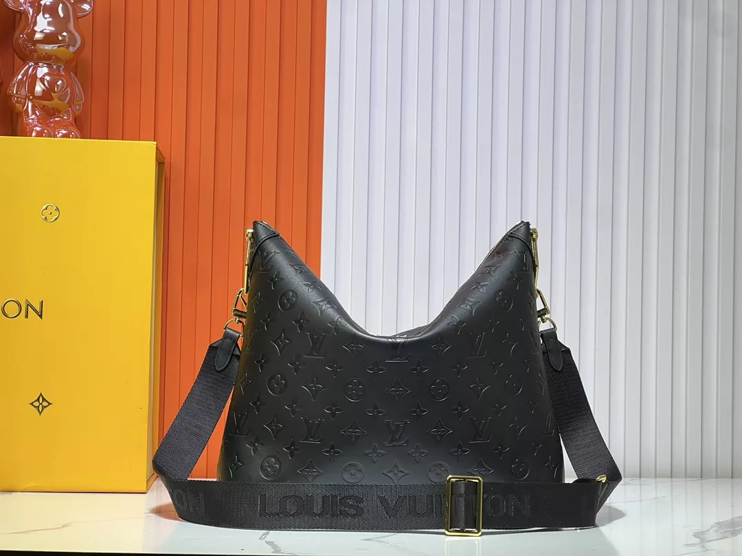 BestValue 5730 Louis Vuitton AAA Quality Messenger Bags For Women