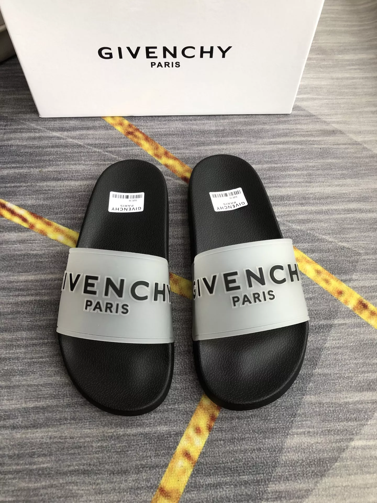 BestValue 5758 Givenchy Slippers For Men