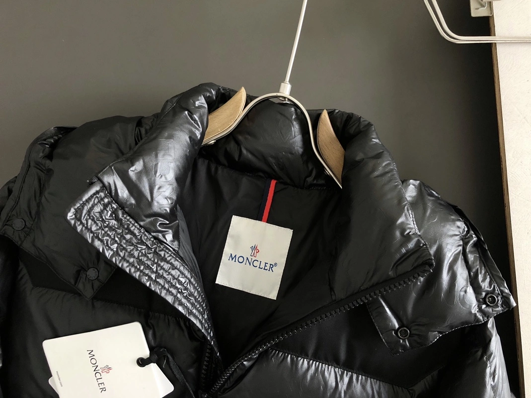 BestValue 5997 Moncler Down Feather Coat Long Sleeved For Men