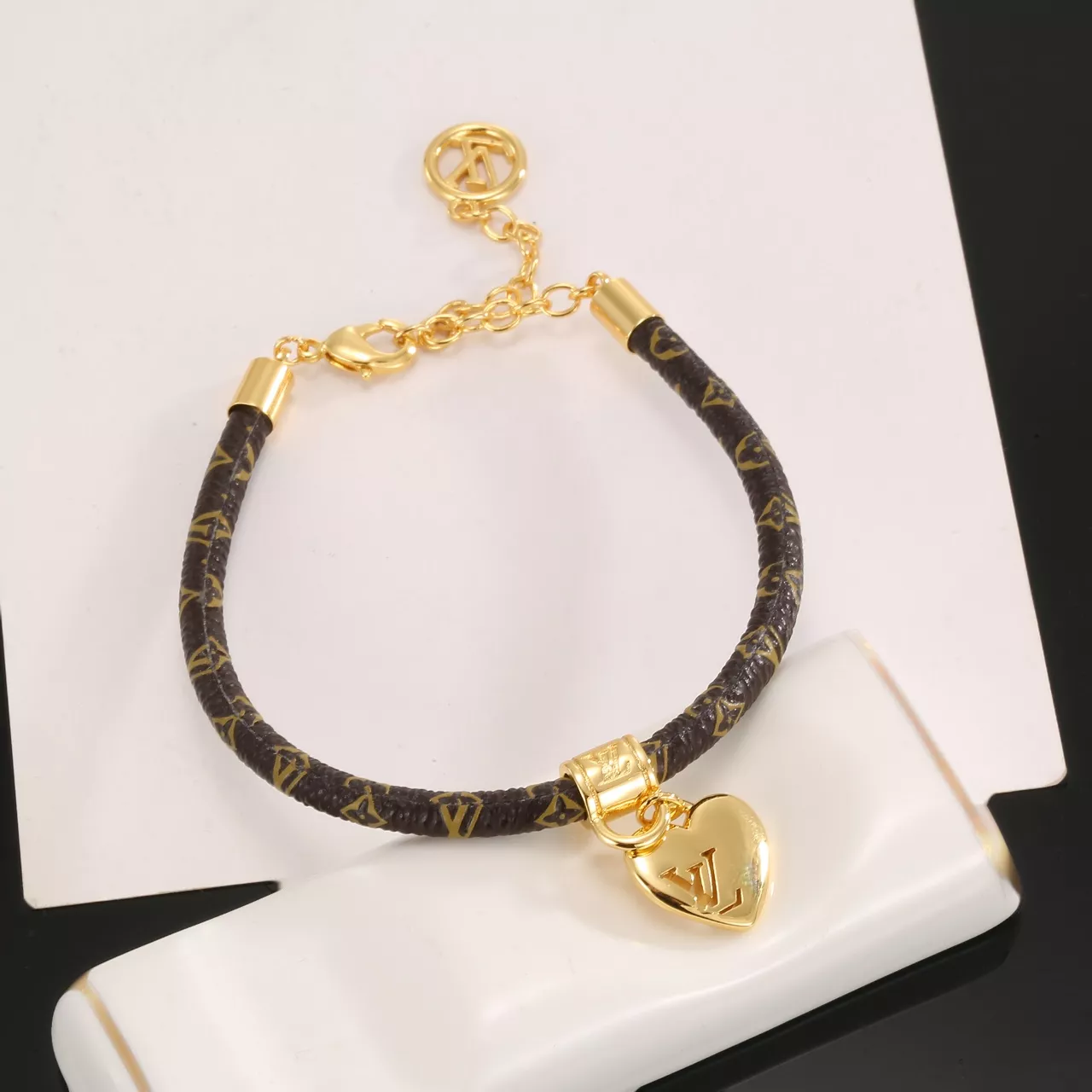 BestValue 6010 Louis Vuitton LV Bracelets