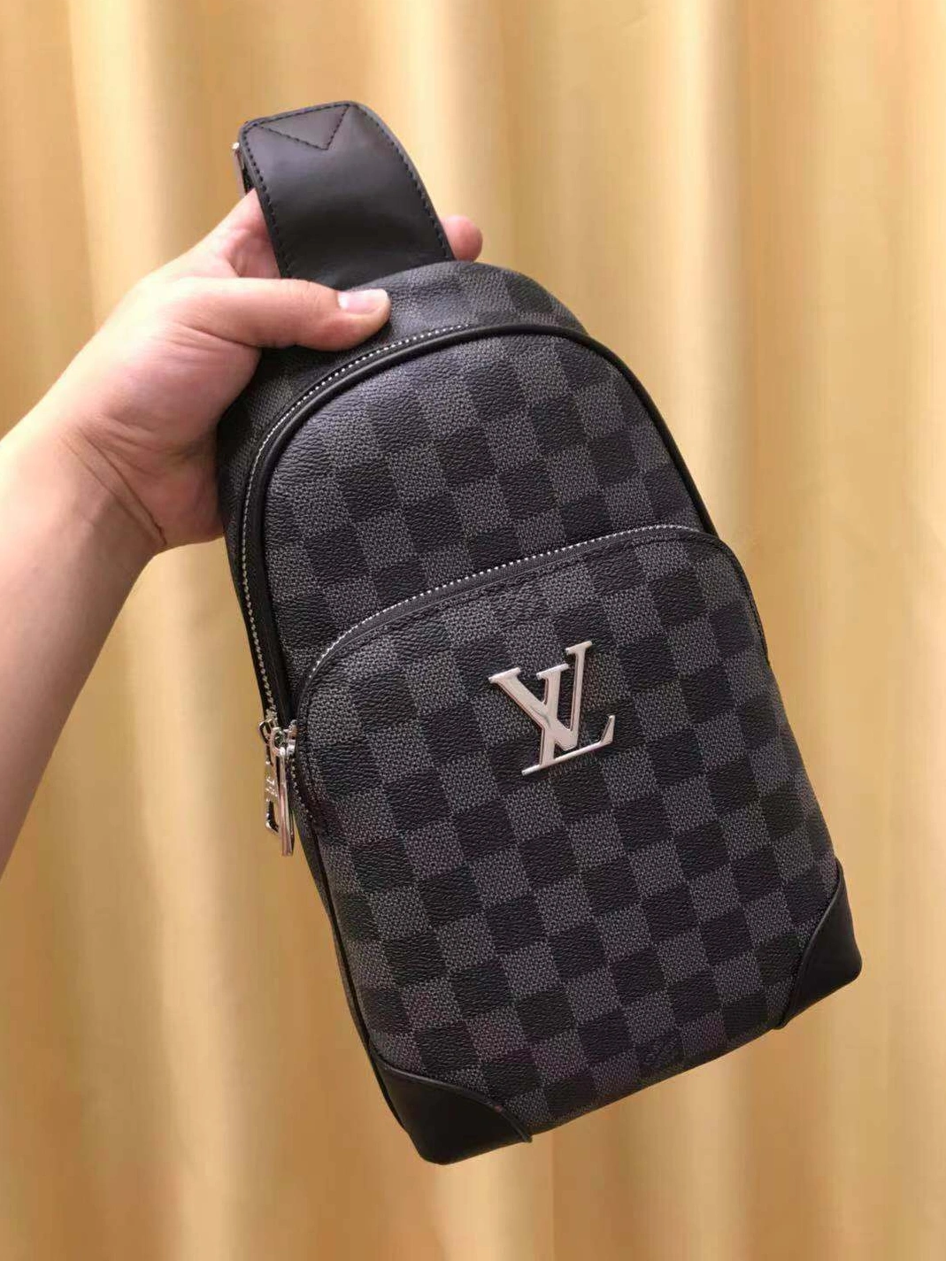 BestValue 6014 Louis Vuitton AAA Man Messenger Bags