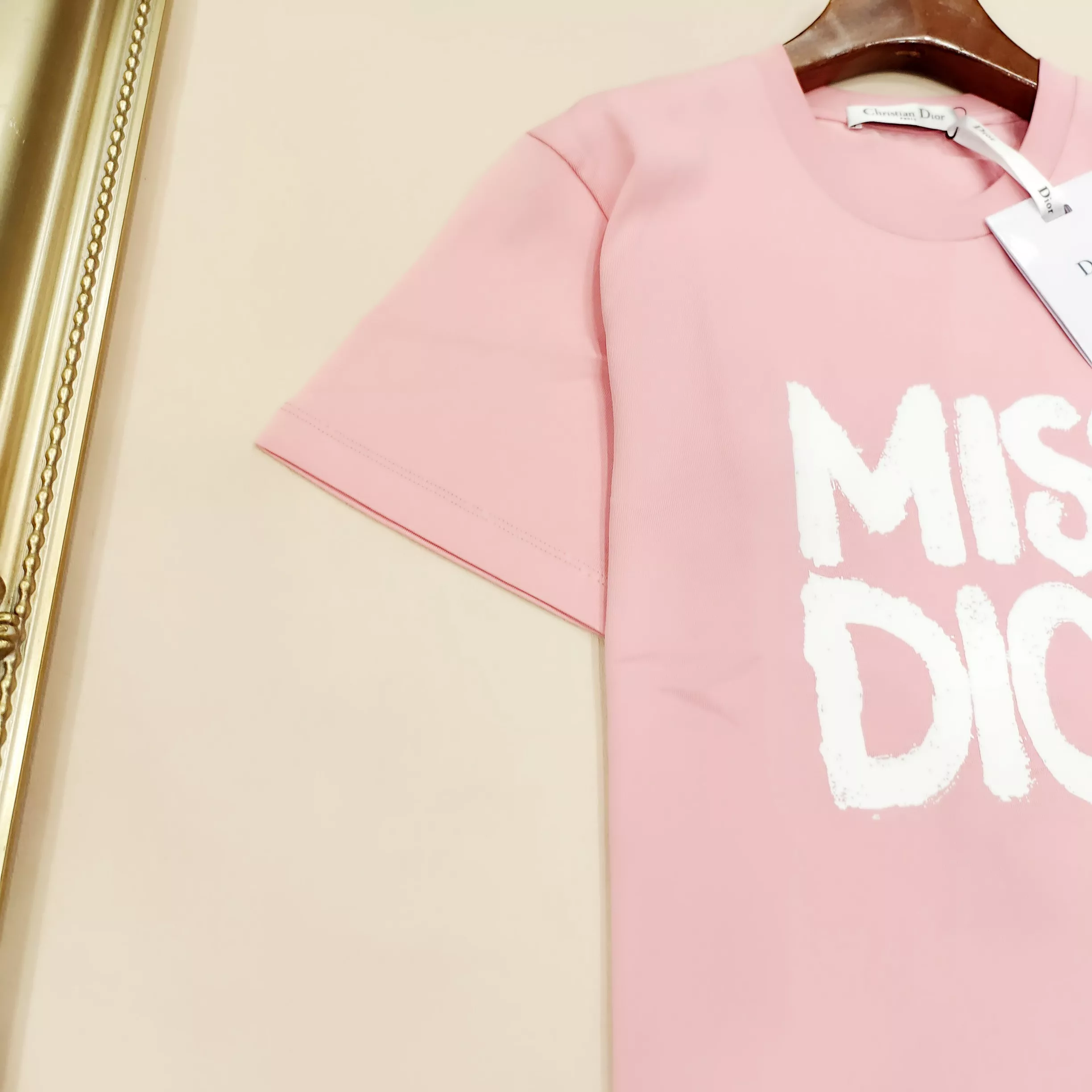 BestValue 6041 Christian Dior T-Shirts Short Sleeved For Women