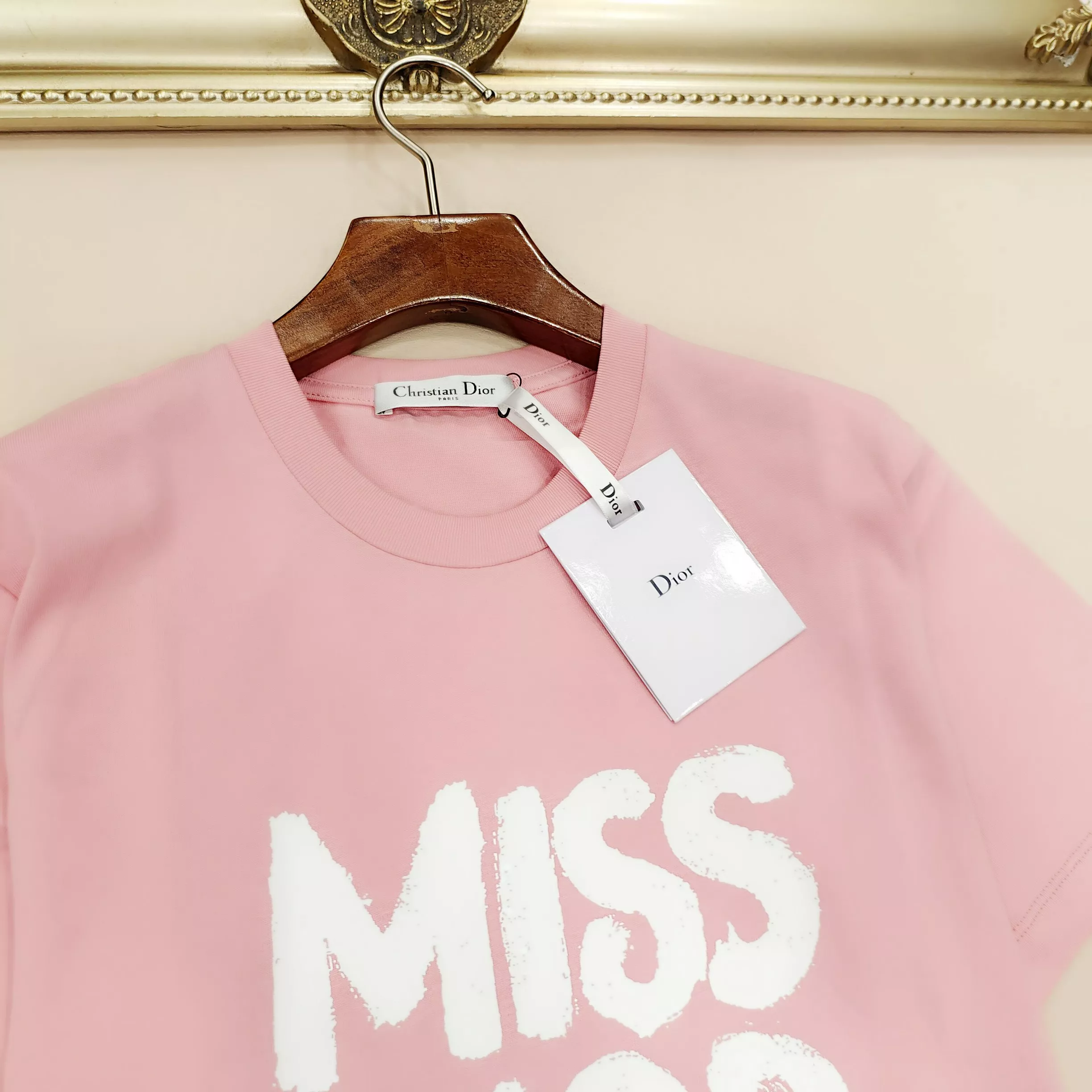 BestValue 6041 Christian Dior T-Shirts Short Sleeved For Women
