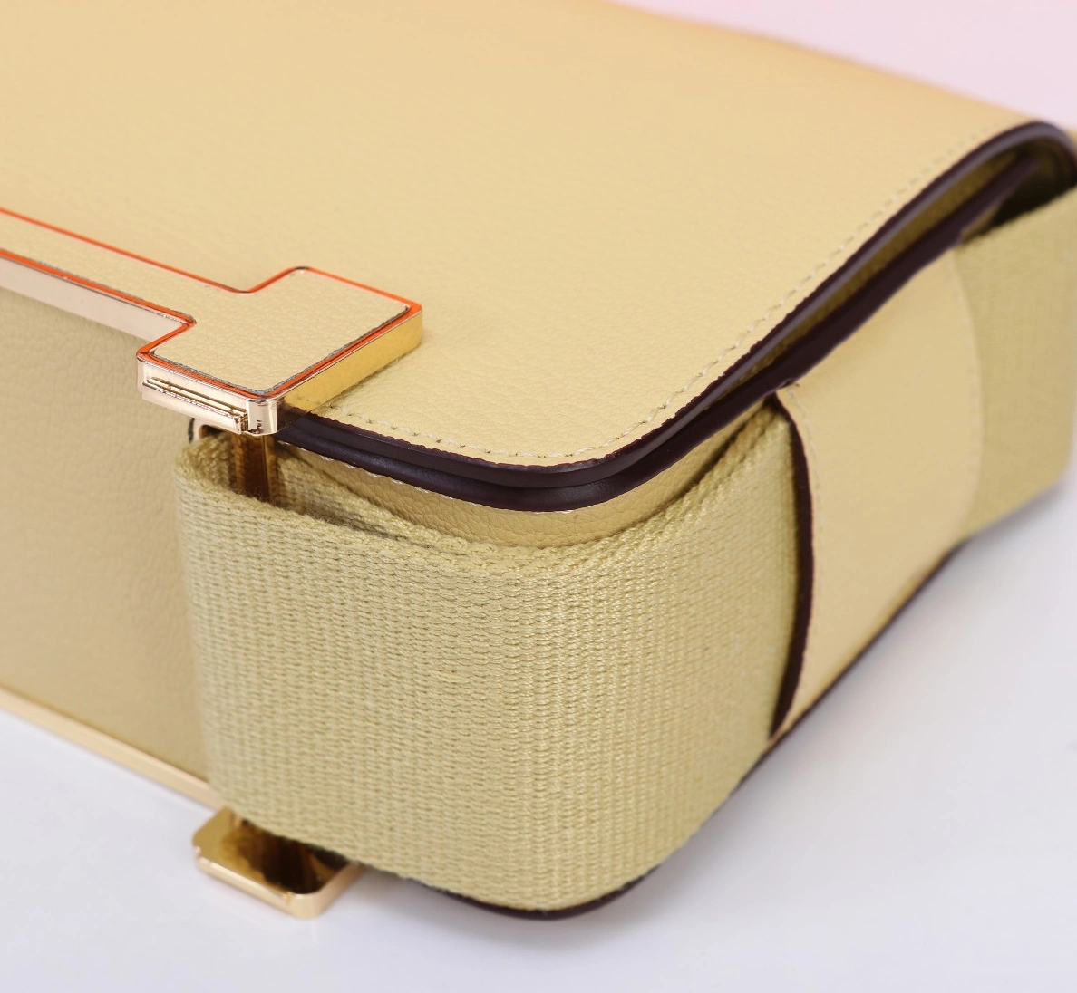 BestValue 6175 Hermes AAA Quality Messenger Bags For Women