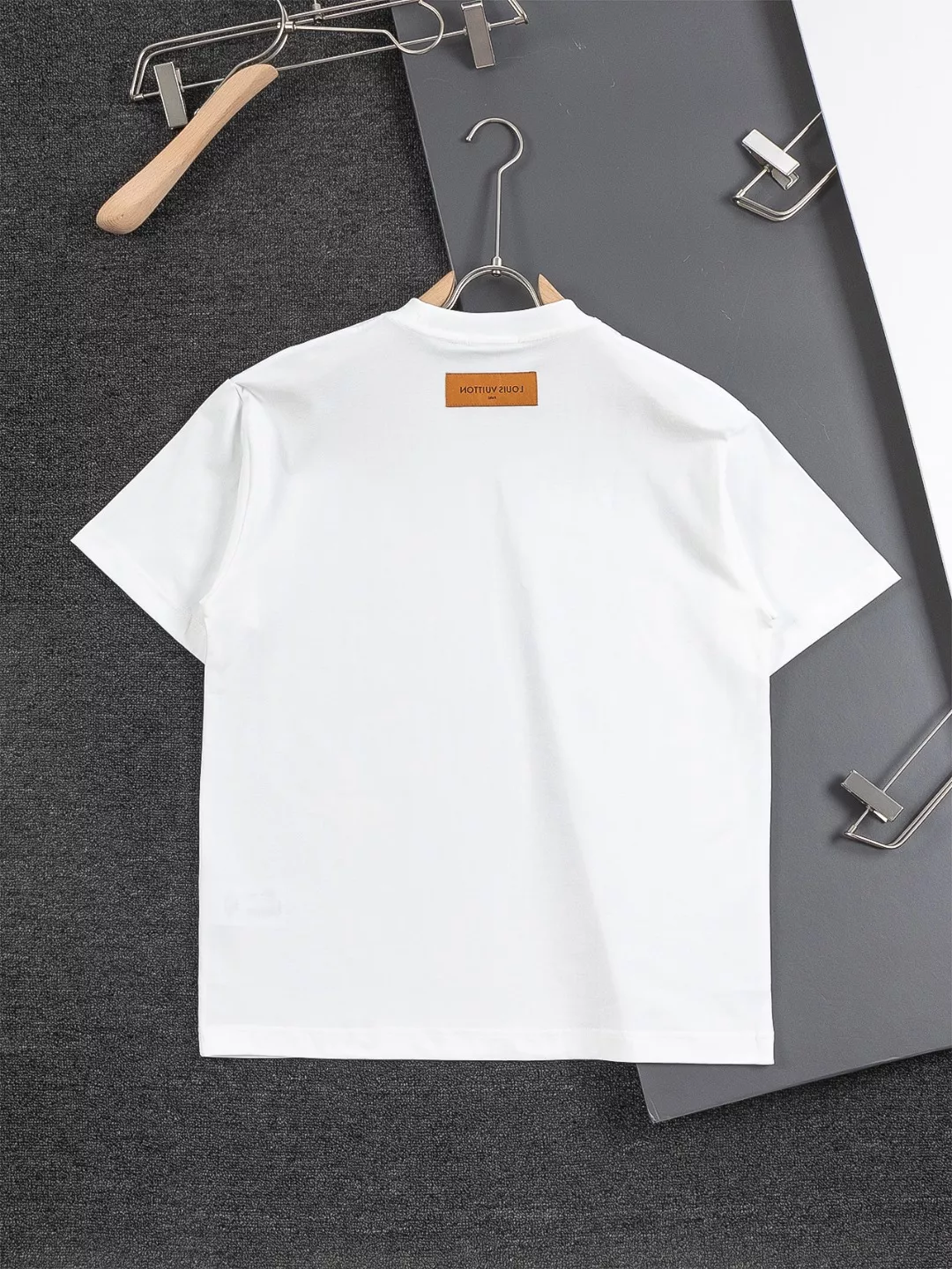 BestValue 6229 Louis Vuitton LV T-Shirts Short Sleeved For Unisex