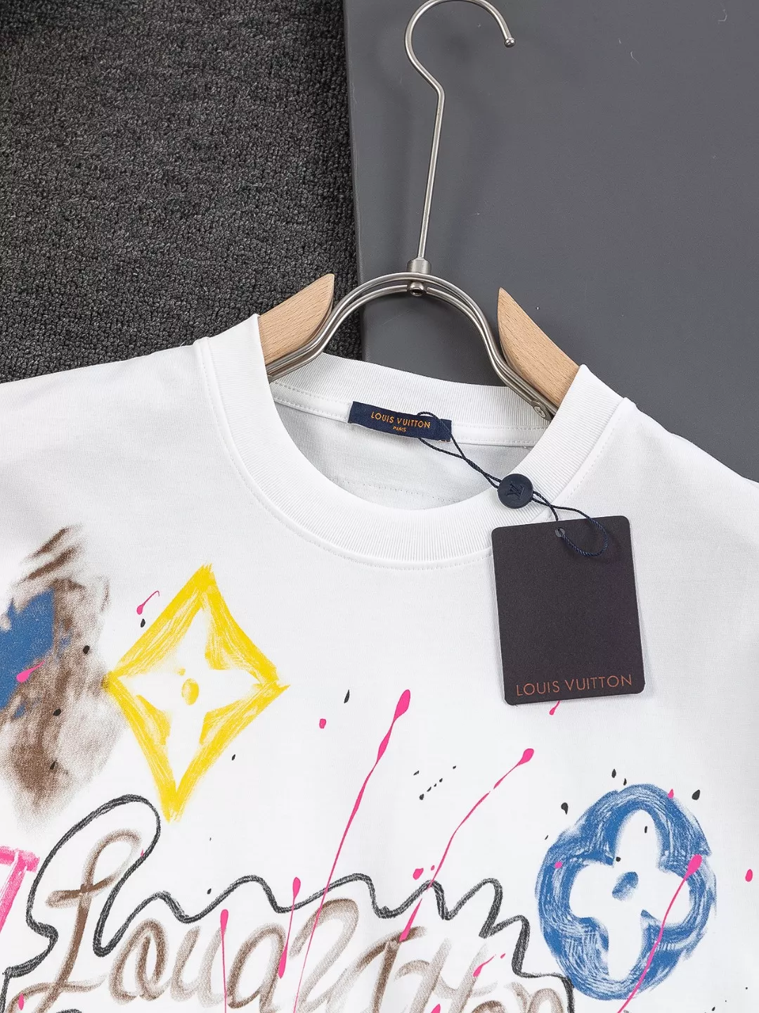 BestValue 6229 Louis Vuitton LV T-Shirts Short Sleeved For Unisex