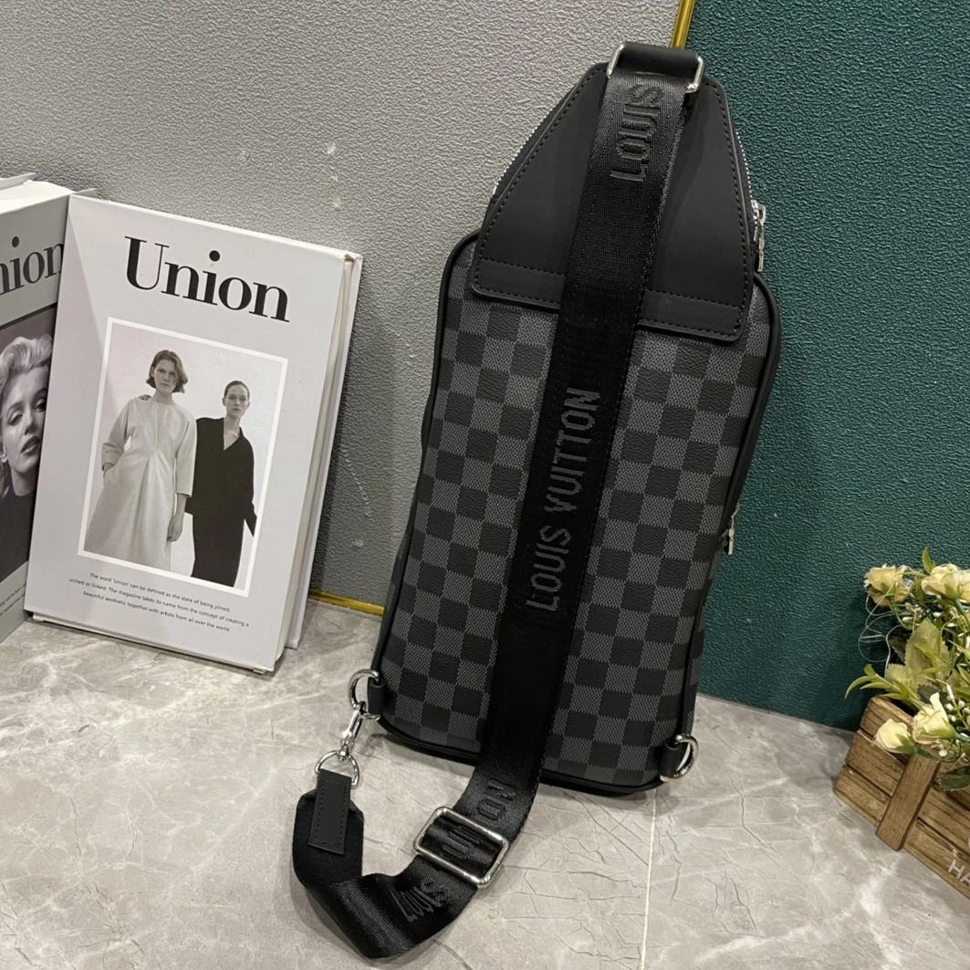 BestValue 6338 Louis Vuitton AAA Man Messenger Bags